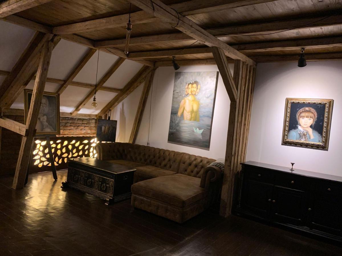 פיאטרה ניאמט Gallery Loft מראה חיצוני תמונה