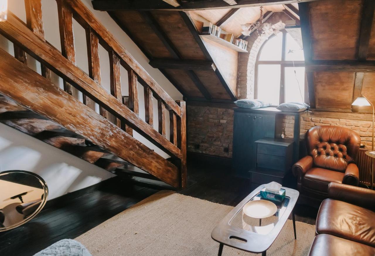 פיאטרה ניאמט Gallery Loft מראה חיצוני תמונה