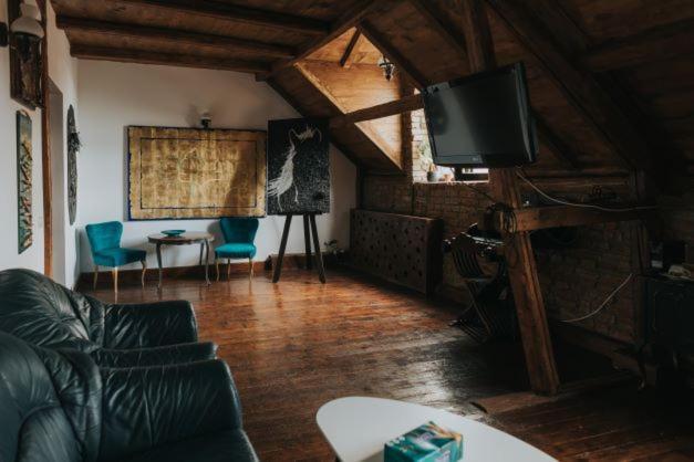 פיאטרה ניאמט Gallery Loft מראה חיצוני תמונה